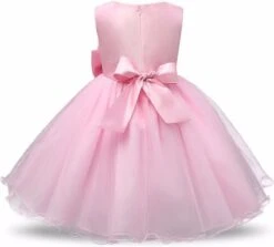 Communie Jurk Bruidsmeisjes Jurk Bruidsjurk 128-134 (140) Prinsessenjurk Feestjurk Roze Met Roosjes + Bloemenkrans 11 Communie Jurk Bruidsmeisjes Jurk Bruidsjurk 128-134 (140) Prinsessenjurk Feestjurk Roze Met Roosjes + Bloemenkrans -Trendyo Trendy Winkel 1200x1082