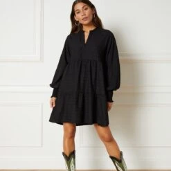 Refined Department - Jurk Jennifer - Zwart - Maat L -Trendyo Trendy Winkel 1200x1200 563