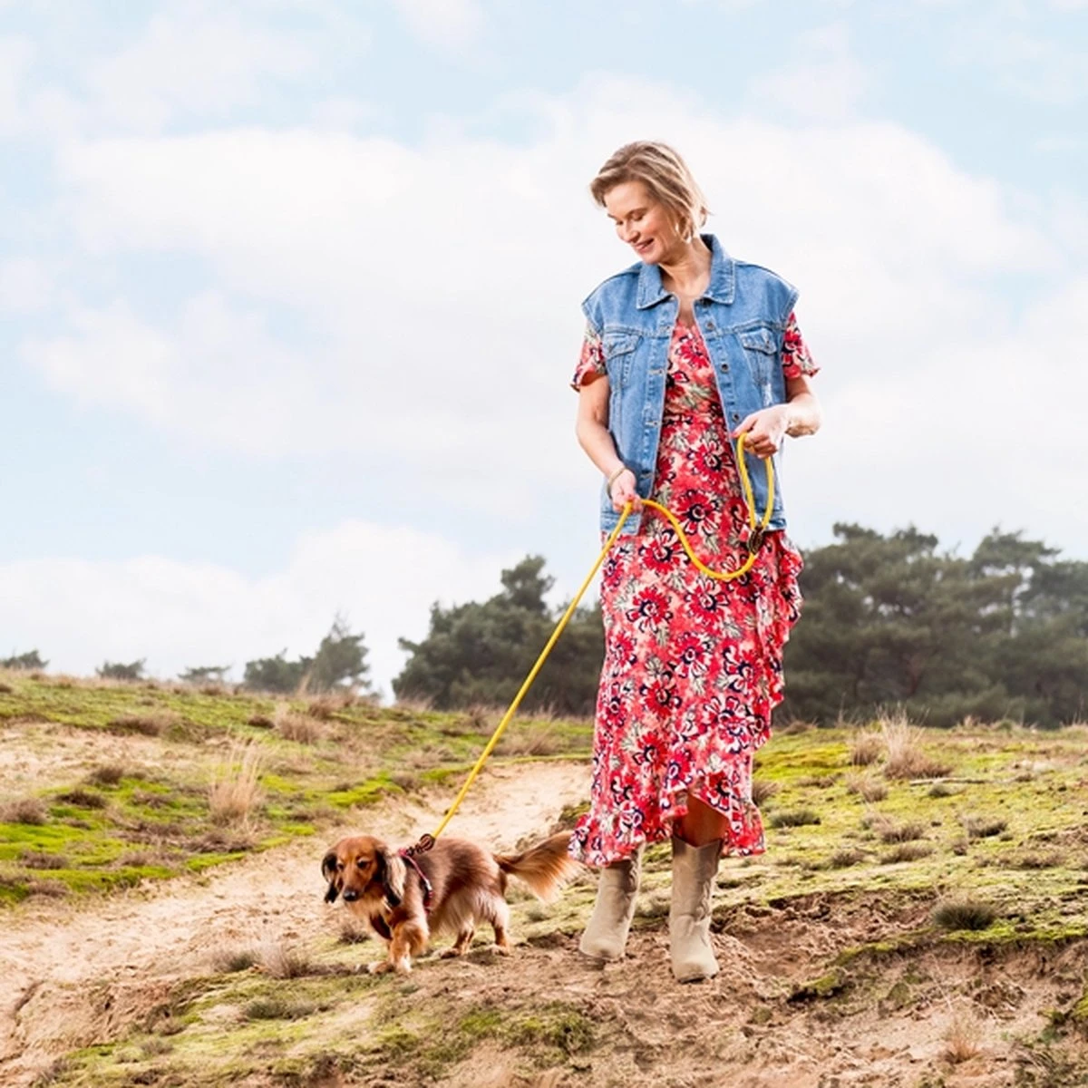 TwoDay Dames Maxi Jurk Bloemenprint Rood - Maat 3XL 4 TwoDay Dames Maxi Jurk Bloemenprint Rood - Maat 3XL - Afbeelding 2