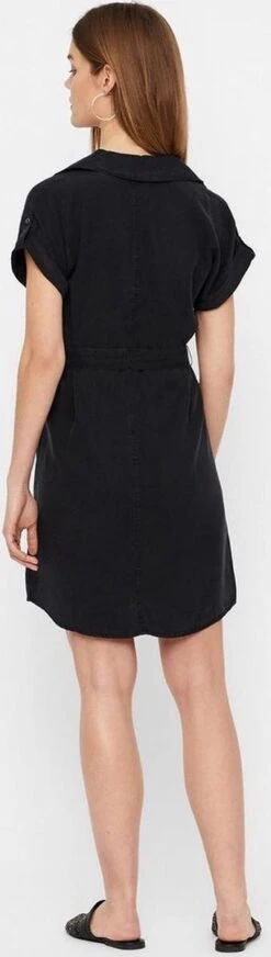 Noisy May NMVERA S/S ENDI TENCEL DRESS BG NOOS Dames Jurk - Maat S 13 Noisy May NMVERA S/S ENDI TENCEL DRESS BG NOOS Dames Jurk - Maat S -Trendyo Trendy Winkel 340x1200