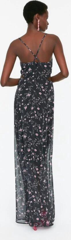 Trendyol Vrouwen Standaard Mouw V-hals A-lijn Jurk 17 Trendyol Vrouwen Standaard Mouw V-hals A-lijn Jurk -Trendyo Trendy Winkel 358x1200