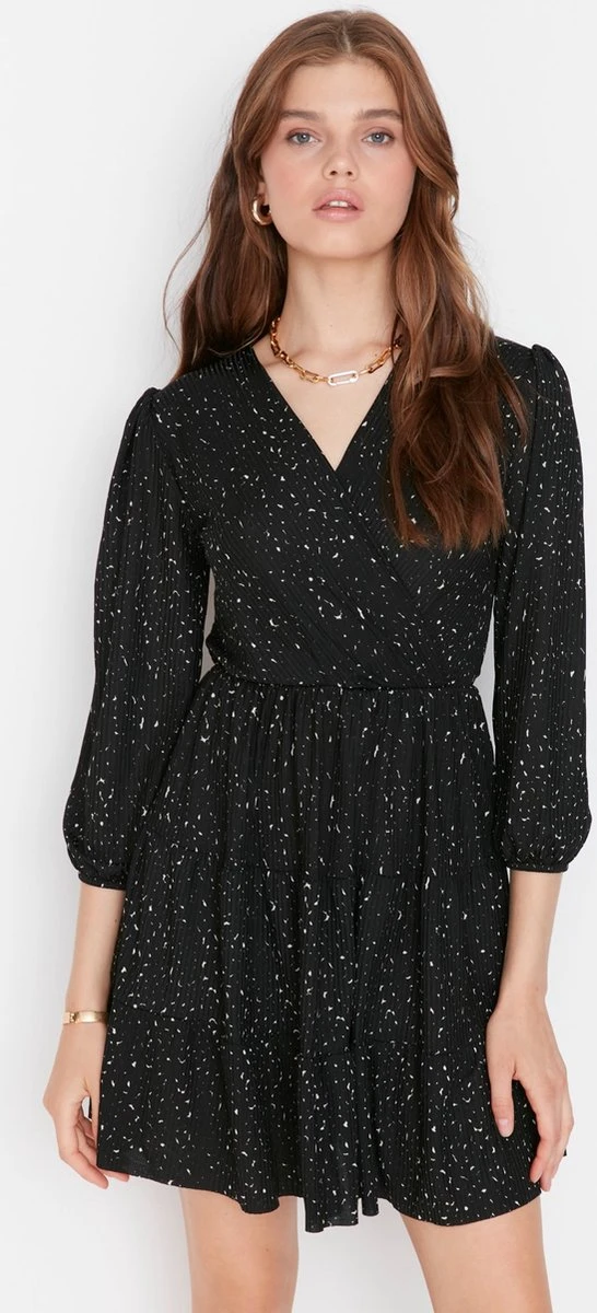 Trendyol Vrouwen Standaard Mouw Cache-coeur Schaatser Jurk 12 Trendyol Vrouwen Standaard Mouw Cache-coeur Schaatser Jurk - Afbeelding 10