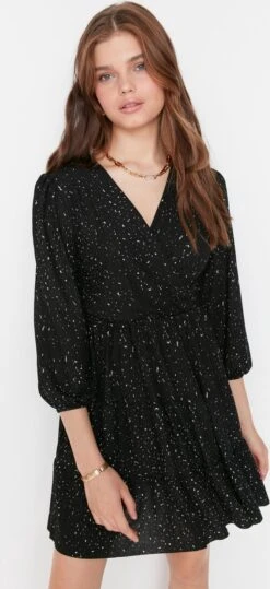 Trendyol Vrouwen Standaard Mouw Cache-coeur Schaatser Jurk 20 Trendyol Vrouwen Standaard Mouw Cache-coeur Schaatser Jurk -Trendyo Trendy Winkel 550x1200 1