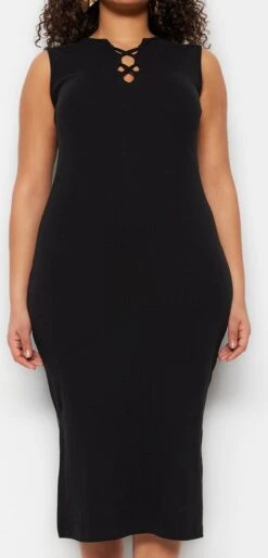 Trendyol Vrouwen Dik Geschorst V-hals Bodycon Plus Size Jurk -Trendyo Trendy Winkel 577x1200 5