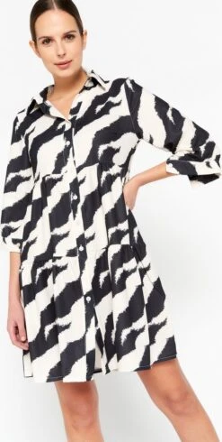 LOLALIZA Babydoll Jurk Met Zebraprint - Zwart - Maat 42