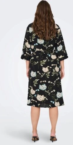 Only Carmakoma Carluxmie Jurk Zwart Gebloemd Maat 50 -Trendyo Trendy Winkel 607x1200 9