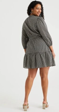 WE Fashion Dames Jurk Met Dessin - Curve -Trendyo Trendy Winkel 636x1200 1