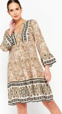 LOLALIZA Babydoll Jurk Met Paisleyprint - Taupe - Maat XL