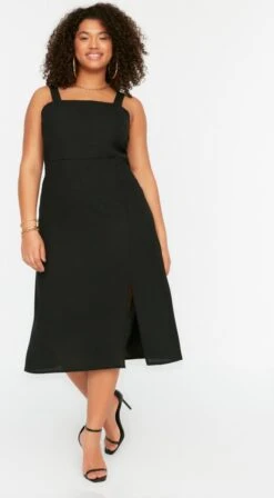 Trendyol Vrouwen Standaard Mouw Vierkante Kraag Bodycon Plus Size Jurk -Trendyo Trendy Winkel 661x1200 2