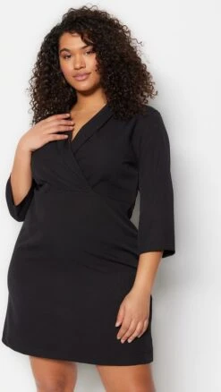 Trendyol Vrouwen Standaard Mouw V-hals Bodycon Plus Size Jurk 14 Trendyol Vrouwen Standaard Mouw V-hals Bodycon Plus Size Jurk -Trendyo Trendy Winkel 676x1200 13