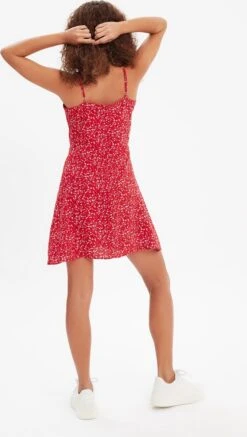 Trendyol Vrouwen Standaard Mouw V-hals A-lijn Jurk -Trendyo Trendy Winkel 679x1200 11