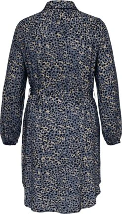 ONLY CARMAKOMA CARLOLLILISE LS SHIRT DRESS AOP BF Dames Jurk - Maat 48 -Trendyo Trendy Winkel 684x1200