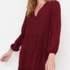 Trendyol Vrouwen Ballon Mouw V-hals Verschuiving Jurk -Trendyo Trendy Winkel 693x1200 3