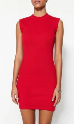 Trendyol Vrouwen Standaard Mouw Ronde Hals Bodycon Jurk -Trendyo Trendy Winkel 723x1200 4