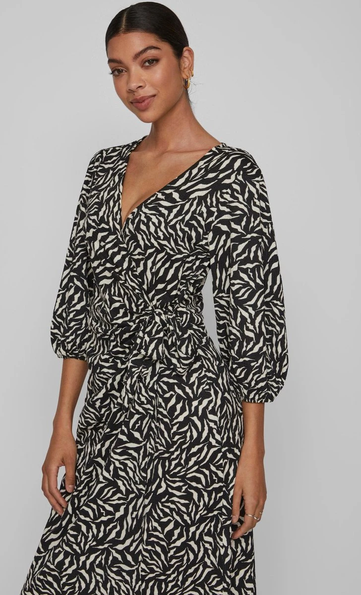 Vila Jurk Visteffi Zafia 3/4 Midi Wrap Dress/su 14086515 Black/zafia Dames Maat - M 5 Vila Jurk Visteffi Zafia 3/4 Midi Wrap Dress/su 14086515 Black/zafia Dames Maat - M - Afbeelding 3