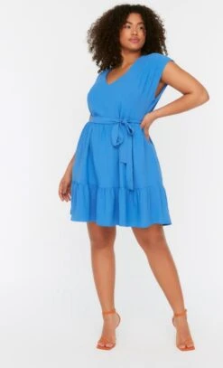 Trendyol Vrouwen Dik Geschorst V-hals A-lijn Plus Size Jurk -Trendyo Trendy Winkel 728x1200 17