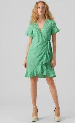 VERO MODA VMHENNA 2/4 WRAP FRILL DRESS WVN Dames Jurk - Maat XXL -Trendyo Trendy Winkel 735x1200