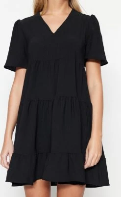 Trendyol Vrouwen Standaard Mouw V-hals Verschuiving Jurk -Trendyo Trendy Winkel 740x1200 3