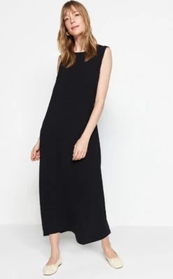 Trendyol Vrouwen Standaard Mouw Ronde Hals Verschuiving Jurk -Trendyo Trendy Winkel 747x1200 10