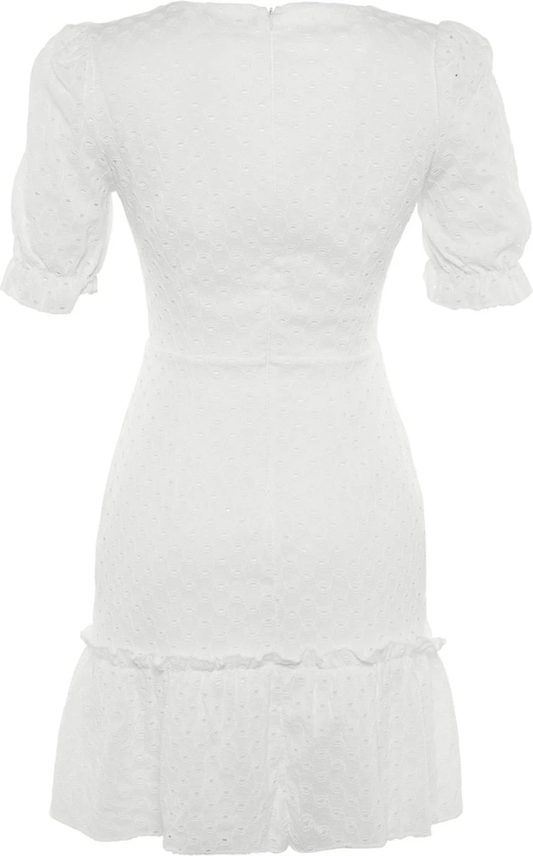 Trendyol Vrouwen Ballon Mouw V-hals Ruche Zoom Jurk 13 Trendyol Vrouwen Ballon Mouw V-hals Ruche Zoom Jurk - Afbeelding 11