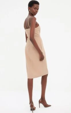 Trendyol Vrouwen Standaard Mouw Halternek Bodycon Jurk -Trendyo Trendy Winkel 757x1200 2