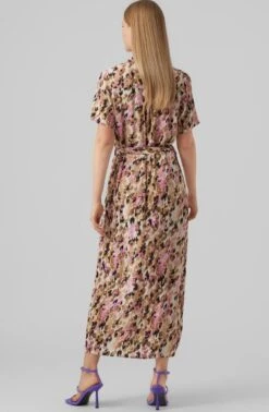 Vero Moda Jurk Vmeasy S/s Long Shirt Dress R1 Wvn 10286792 Tigers Eye/ina Dames Maat - XL 12 Vero Moda Jurk Vmeasy S/s Long Shirt Dress R1 Wvn 10286792 Tigers Eye/ina Dames Maat - XL -Trendyo Trendy Winkel 784x1200 9
