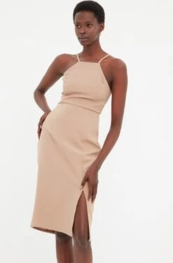 Trendyol Vrouwen Standaard Mouw Halternek Bodycon Jurk -Trendyo Trendy Winkel 791x1200 3