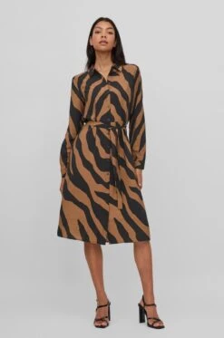 VILA VIDOGMA ZEB L/S MID CALF SHIRT DRESS/SU Dames Jurk - Maat 36 -Trendyo Trendy Winkel 794x1200 1