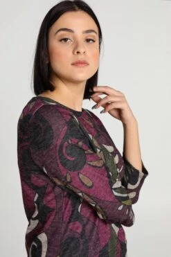 Cassis Korte Jurk Met Arabische Grafische Print -Trendyo Trendy Winkel 799x1200 215