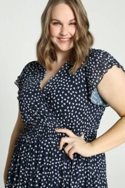 Paprika Lange Plisséjurk Met Hartjesmotief En Smokwerk -Trendyo Trendy Winkel 799x1200 222