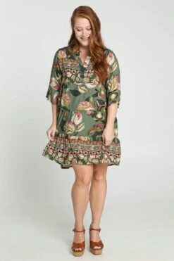 Cassis Korte Jurk In Viscose Met Etnisch Motief -Trendyo Trendy Winkel 799x1200 242