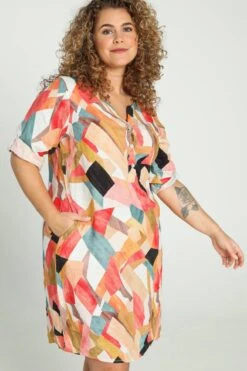 Paprika Korte, Linnen Jurk Met Grafisch Motief