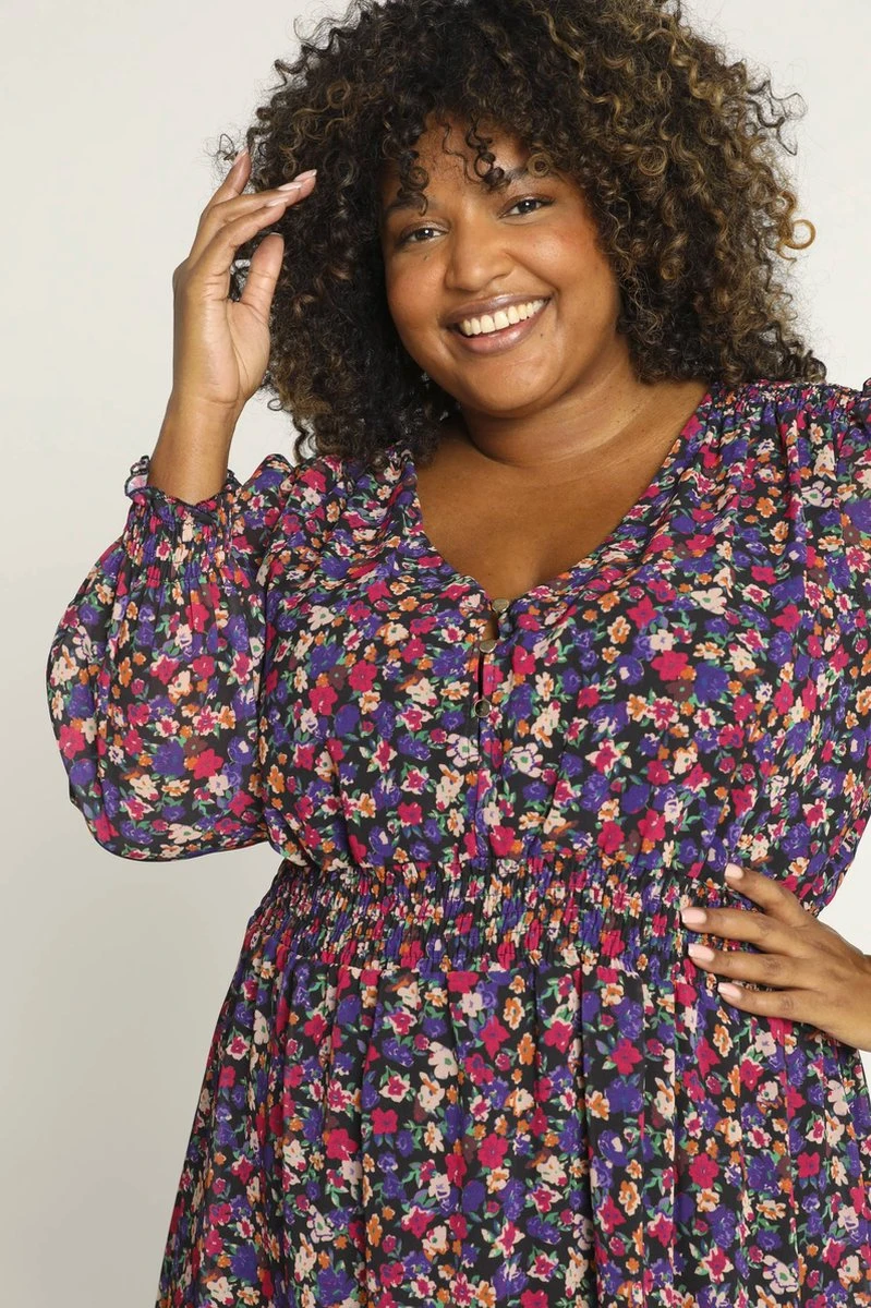 Paprika Halflange Jurk Met Geknoopte Kraag En Bloemetjesmotief 4 Paprika Halflange Jurk Met Geknoopte Kraag En Bloemetjesmotief - Afbeelding 2