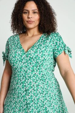 Paprika Koud Gebreide Lange Jurk Met Bloemenprint -Trendyo Trendy Winkel 799x1200 417