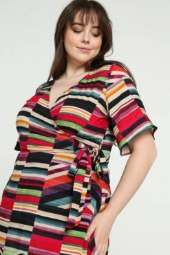 Promiss Halflange, Gestreepte Jurk In Viscose Met Valse Wikkelkraag -Trendyo Trendy Winkel 799x1200 46