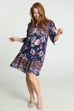 Cassis Korte Jurk In Viscose Met Etnisch Motief -Trendyo Trendy Winkel 799x1200 65
