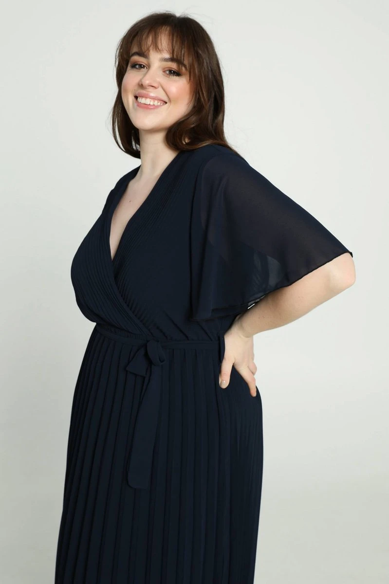 Promiss Halflange, Effen Plisséjurk Met Valse Wikkelkraag 12 Promiss Halflange, Effen Plisséjurk Met Valse Wikkelkraag - Afbeelding 10