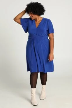 Paprika Korte, Effen Bow Jurk Met Smokwerk Op De Taille -Trendyo Trendy Winkel 799x1200 86