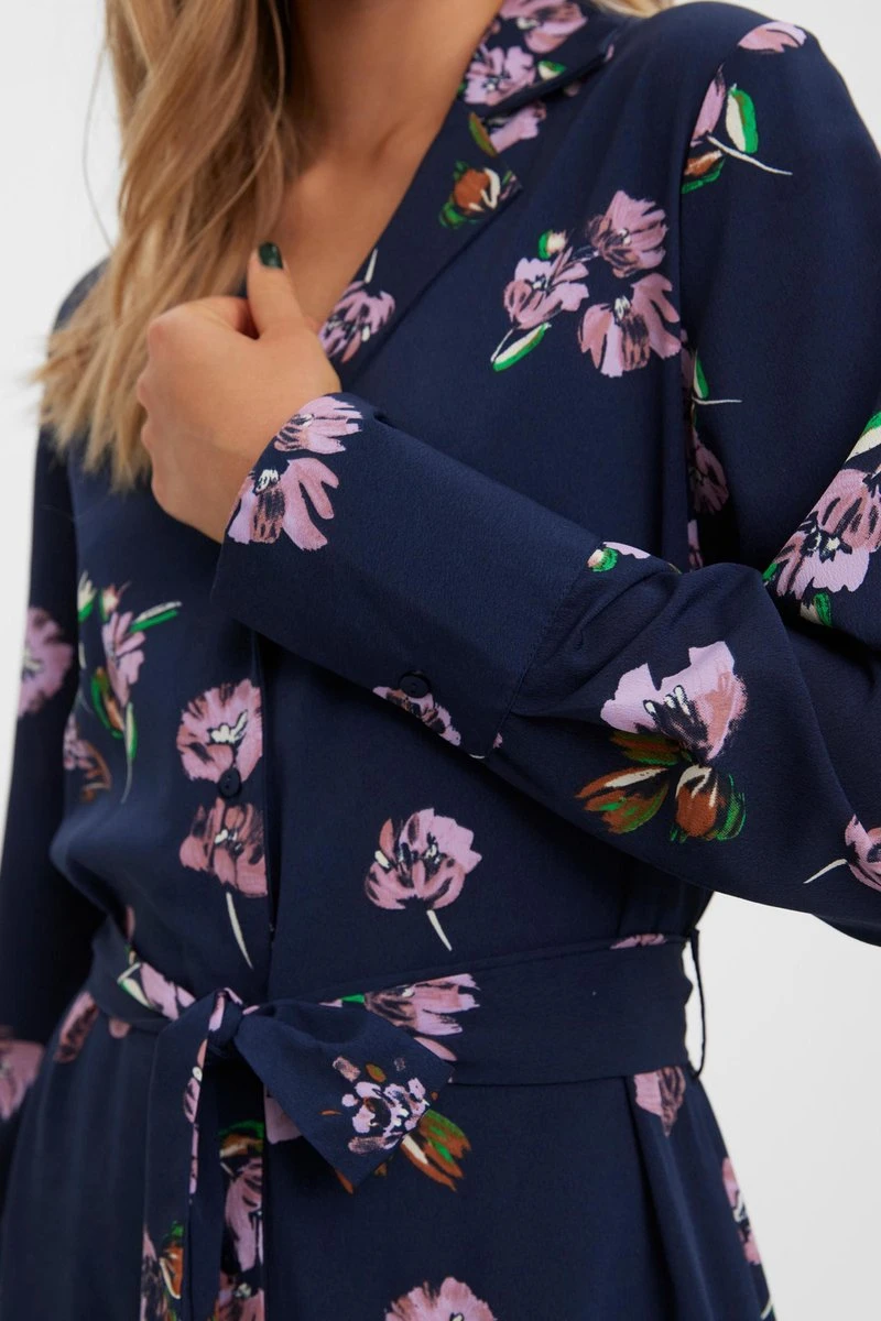 Vero Moda Jurk Vmlydia Ls Calf Shirt Dress Wvn 10278874 Navy Blazer Dames Maat - L 6 Vero Moda Jurk Vmlydia Ls Calf Shirt Dress Wvn 10278874 Navy Blazer Dames Maat - L - Afbeelding 4