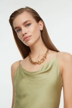 Trendyol Vrouwen Standaard Mouw Col Nek Verschuiving Jurk -Trendyo Trendy Winkel 800x1200 1105