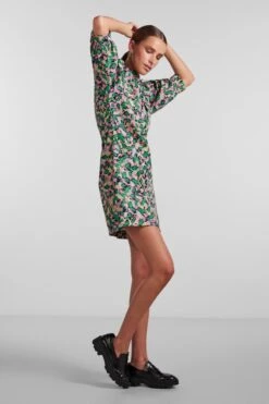 Pieces Jurk Pckrissie 3/4 Short Dress Bc 17137903 Parkeet/graphic Dames Maat - S -Trendyo Trendy Winkel 800x1200 1142