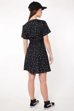 America Today Dae - Dames Jurk - Maat M -Trendyo Trendy Winkel 800x1200 1352