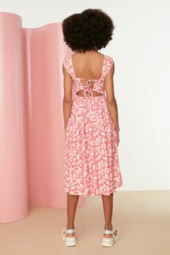 Trendyol Vrouwen Standaard Mouw Ronde Hals Schaatser Jurk -Trendyo Trendy Winkel 800x1200 1441