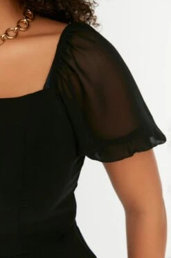 Trendyol Vrouwen Ballon Mouw Vierkante Kraag A-lijn Plus Size Jurk 14 Trendyol Vrouwen Ballon Mouw Vierkante Kraag A-lijn Plus Size Jurk -Trendyo Trendy Winkel 800x1200 146