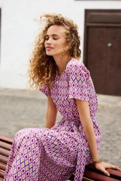Only Jurk Onlalma Life Vis Bay Long Dress Aop 15284379 Radiant Orchid/392 Canyon Dames Maat - M -Trendyo Trendy Winkel 800x1200 1544