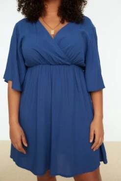 Trendyol Vrouwen Off-shoulder Cache-coeur Omslag Plus Size Jurk -Trendyo Trendy Winkel 800x1200 1677