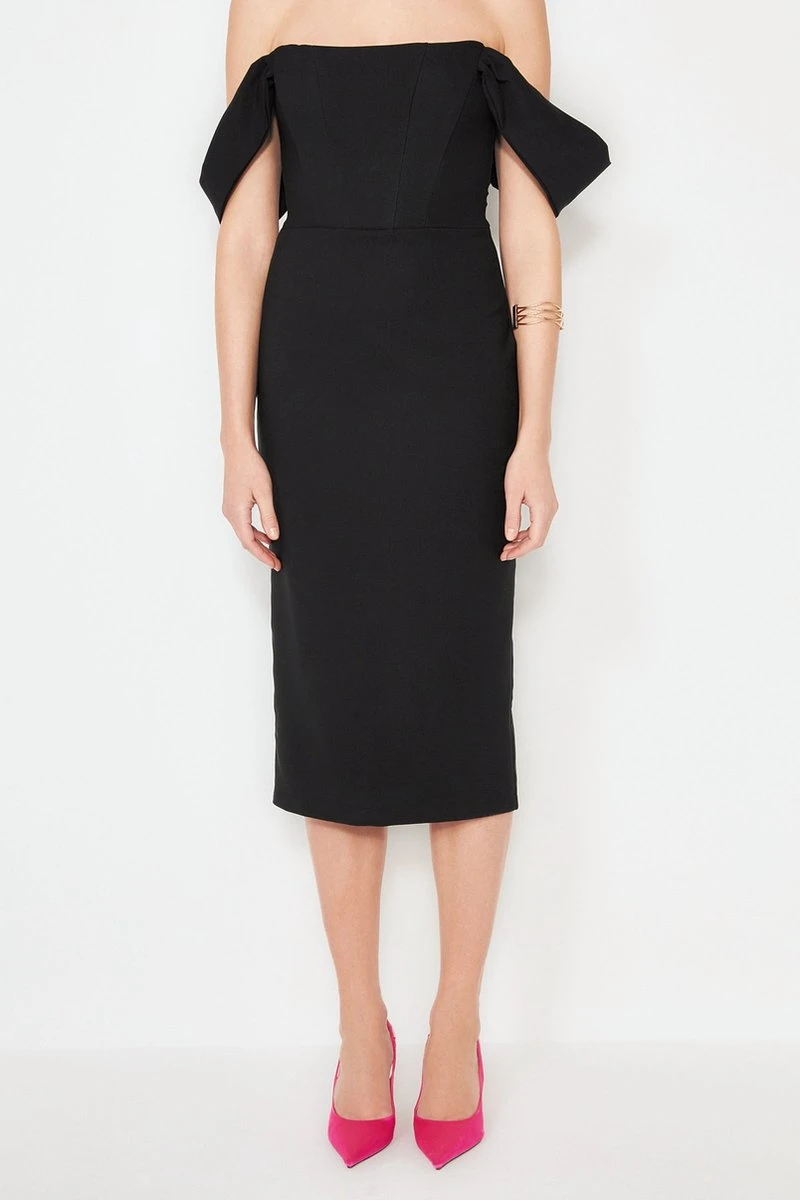 Trendyol Vrouwen Off-shoulder Carmen Kraag Bodycon Jurk 10 Trendyol Vrouwen Off-shoulder Carmen Kraag Bodycon Jurk - Afbeelding 8
