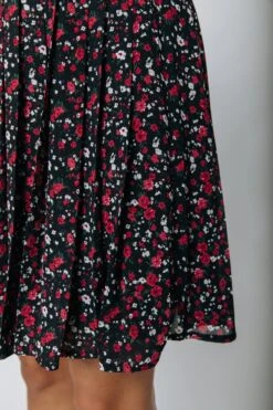 Colourful Rebel Olsa Flower Jurk Rood Dames - A-lijn - Viscose - M -Trendyo Trendy Winkel 800x1200 372