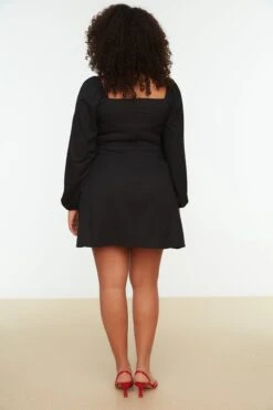 Trendyol Vrouwen Ballon Mouw V-hals Omslag Plus Size Jurk -Trendyo Trendy Winkel 800x1200 386