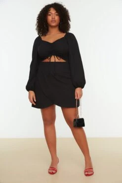 Trendyol Vrouwen Ballon Mouw V-hals Omslag Plus Size Jurk -Trendyo Trendy Winkel 800x1200 390